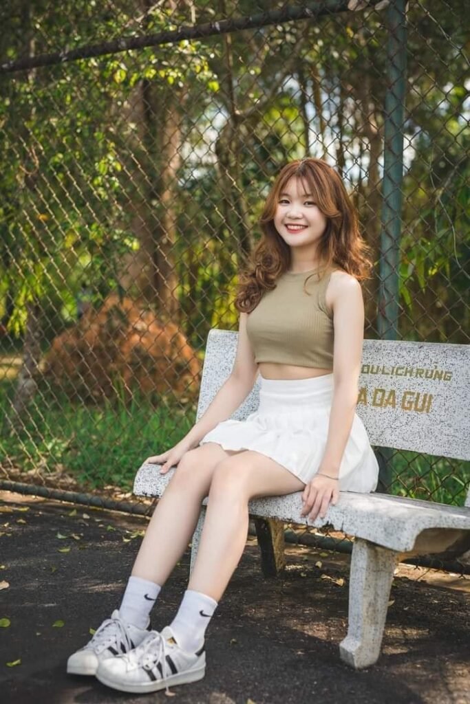 Ảnh Gái Xinh 2021 – Vẻ Đẹp Tinh Tế Và Phong Cách Thời Thượng Của Nàng Đẹp